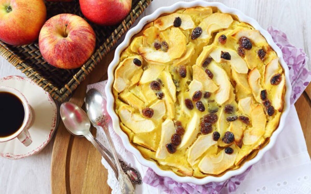 Συνταγή για το πιο γευστικό κλαφούτι  με μήλα!