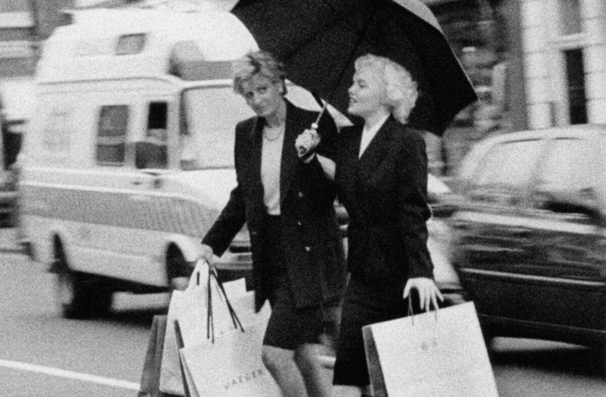 Candle In The Wind | Το συγκινητικό τραγούδι του Elton John για τη Merilyn Monroe & την Lady Diana