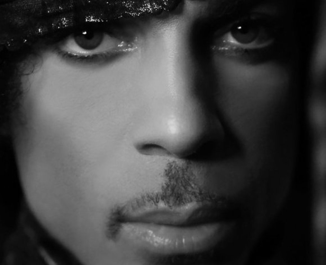 Purple Rain | H ιστορία του εκπληκτικού τραγουδιού Purple Rain που ερμήνευσε ιδανικά ο Prince