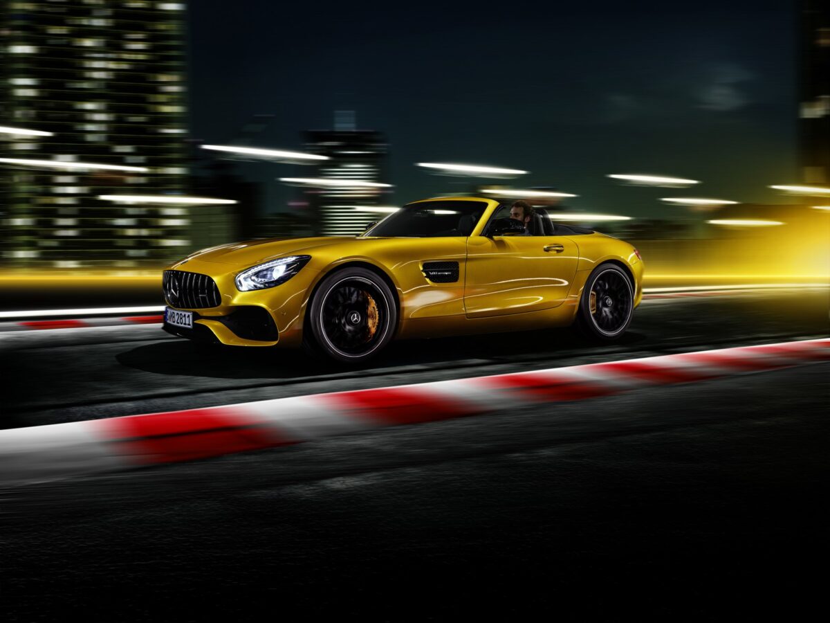 Επίσημο: Αυτή είναι η εντυπωσιακή Mercedes AMG GT S Roadster! (photos)
