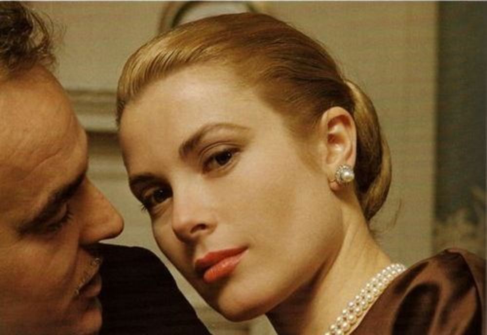 Γκρέις Κέλι  & Ρενιέ του Μονακό | Η παραμυθένια σχέση που μετατράπηκε σε ζήλεια & αντιπαλότητα για τη λάμψη της πριγκίπισσας