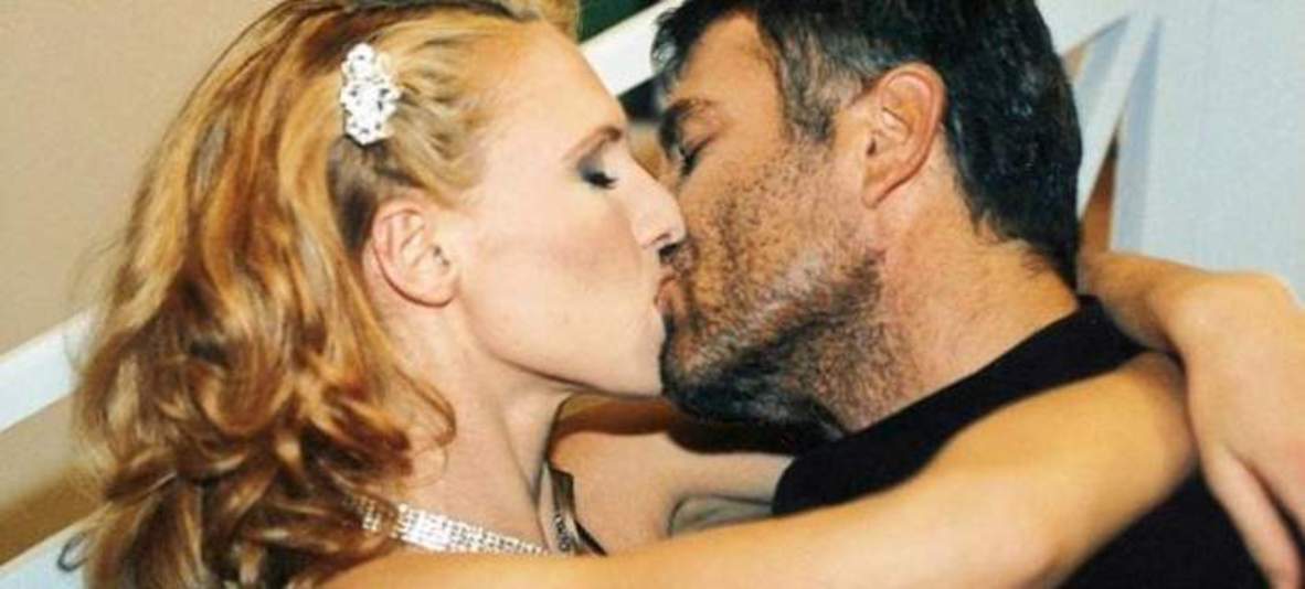 Δύο Ξένοι | `Ενας έρωτας κόντρα στις κοινωνικές νόρμες & διακρίσεις