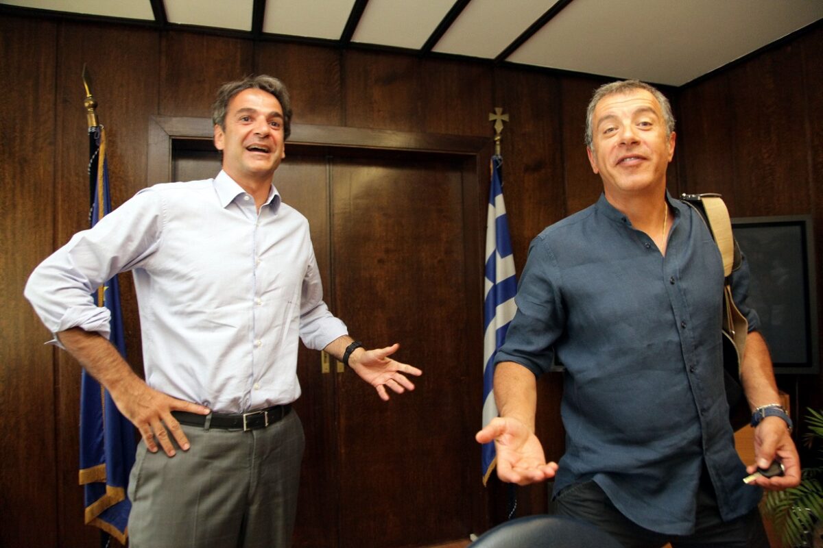 Όταν ο Κυριάκος Μητσοτάκης συνάντησε σε φανάρι τον Σταύρο Θεοδωράκη και τον «ανέβασε» στο Instagram