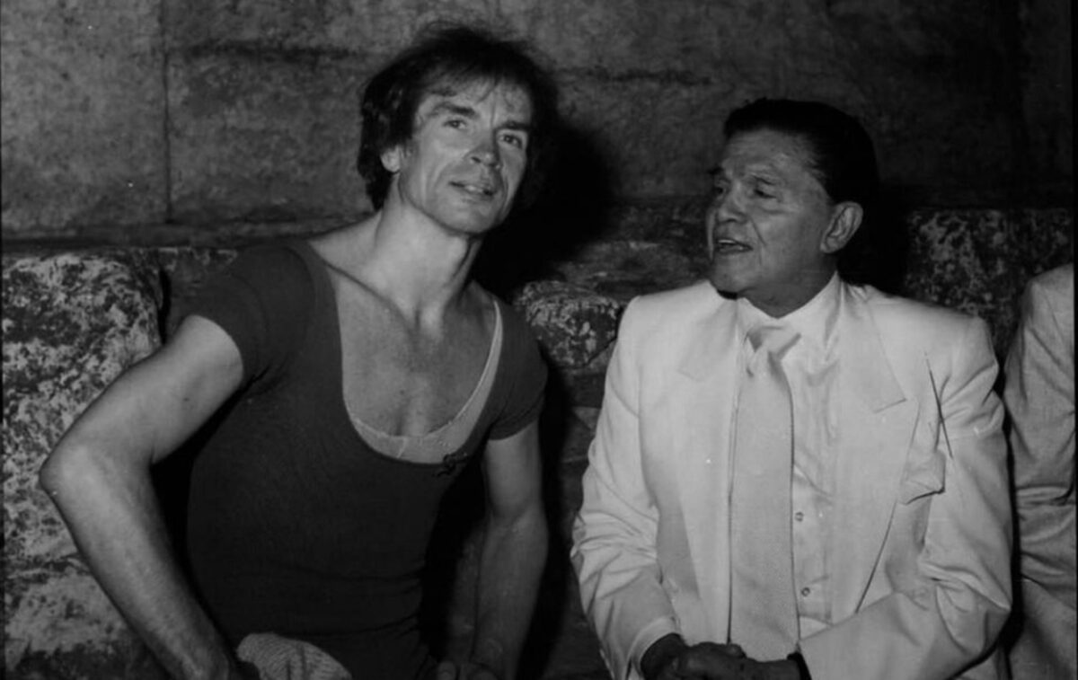 Αλέξανδρος Ιόλας |  Οι Έλληνες είναι καταπληκτικοί εραστές. Κανένας εραστής στον κόσμο δεν τους ξεπέρασε.