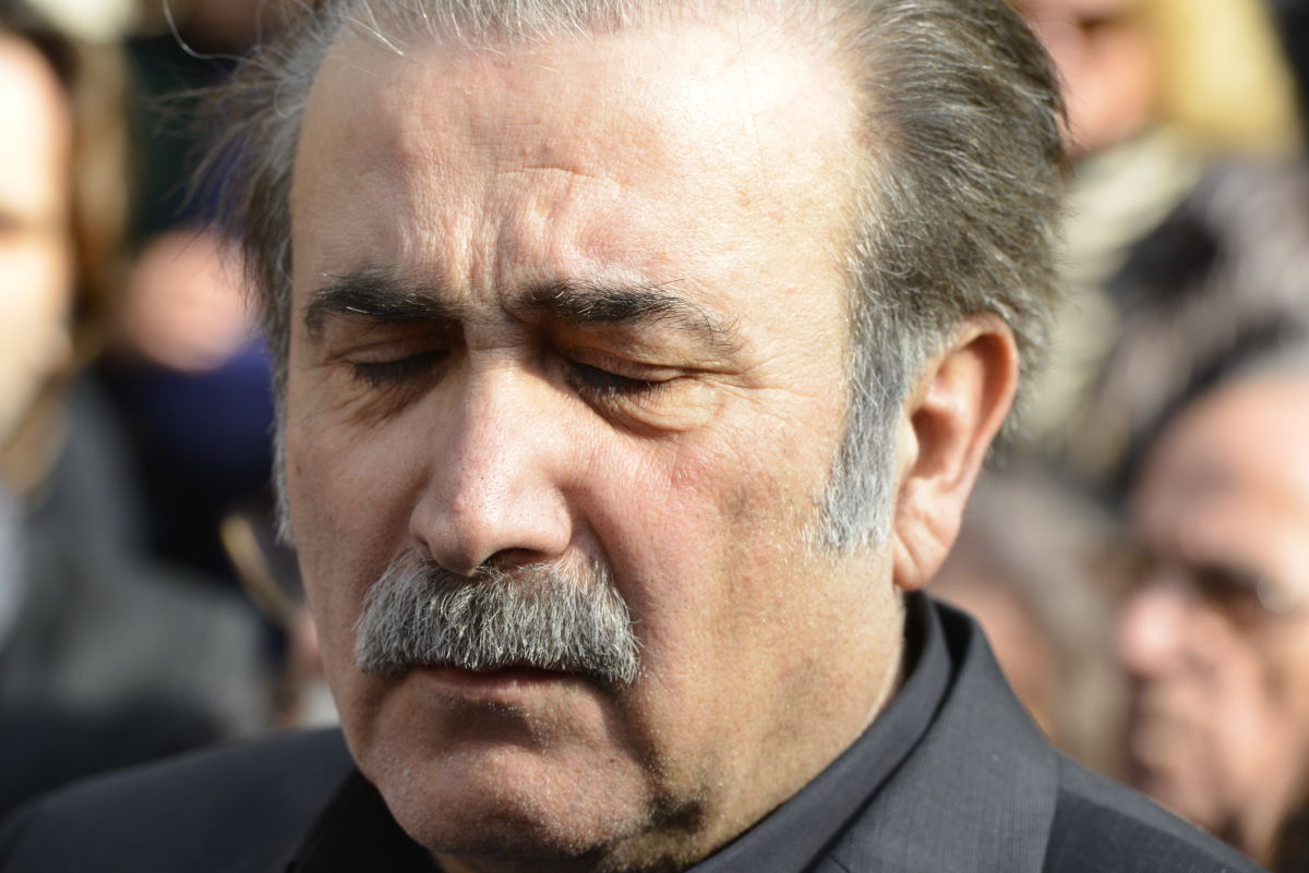 Βιβλίο ετοιμάζει ο Λαζόπουλος και υπόσχεται να… «κάψει» πολύ κόσμο!