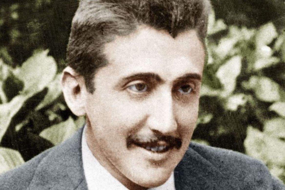 Marcel Proust | Σε ένα χωρισμό, αυτός που δεν είναι πραγματικά ερωτευμένος είναι εκείνος που λέει τα πιο τρυφερά λόγια.