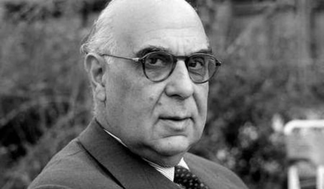 Γιώργος Σεφέρης | Στο μεταξύ, μας σκοτώνουν με μικρές δόσεις, πολύ ταχτικά, πολύ σιωπηλά, πολύ σοφά.