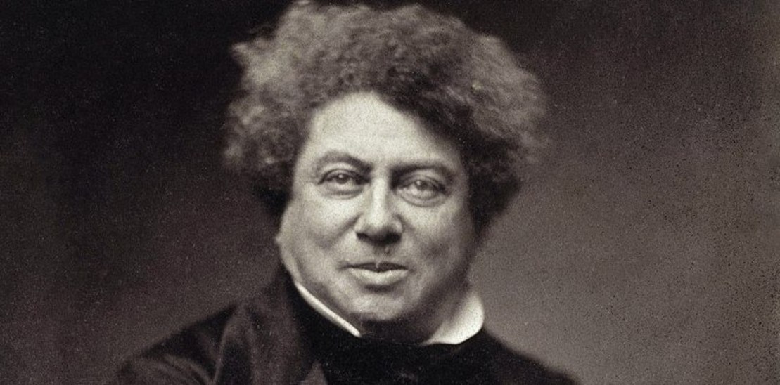 Αλέξανδρος Δουμάς |Όταν υποφέρεις, να κοιτάς τον πόνο καταπρόσωπο. Θα σε παρηγορήσει ο ίδιος, και θα σου μάθει και κάτι.