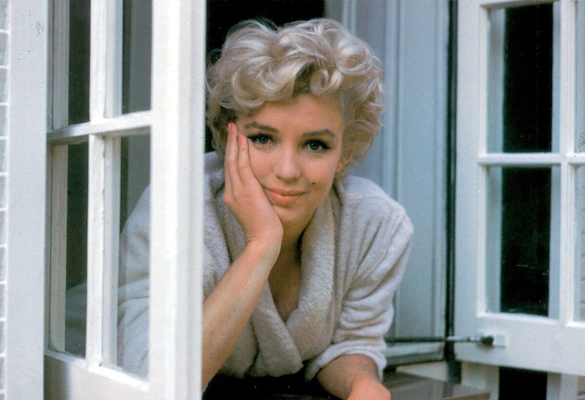 Μέριλυν Μονρόε |Πιστεύεις τα ψέματα έτσι ώστε με τον καιρό να μάθεις να μην εμπιστεύεσαι κανέναν παρά μόνο τον εαυτό σου.