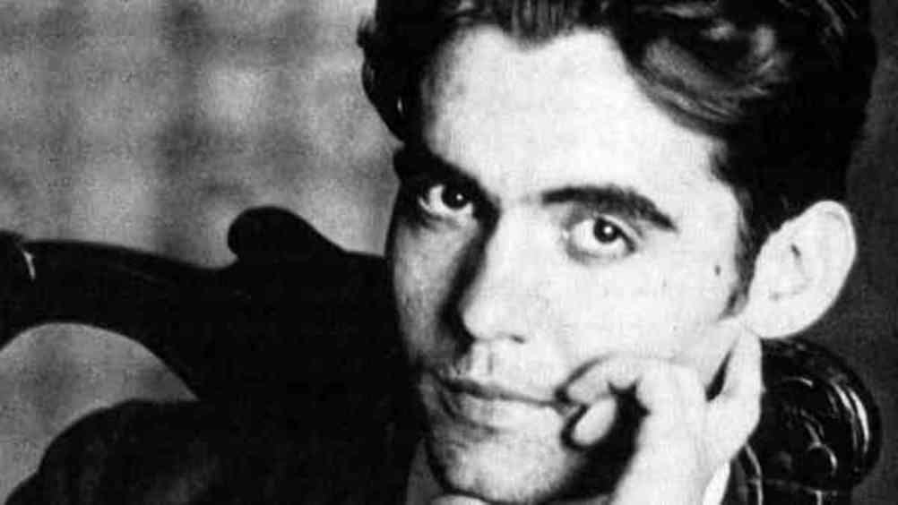 Φεντερίκο Γκαρθία Λόρκα | Πάμε να βρούμε μια γωνιά όπου θα σ`αγαπώ για πάντα...