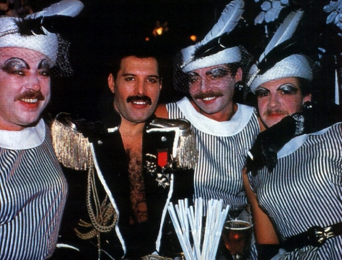 Tα drag πάρτι γενεθλίων του Freddie Mercury που ξεχείλιζαν από ακολασία, ποτά και ναρκωτικά