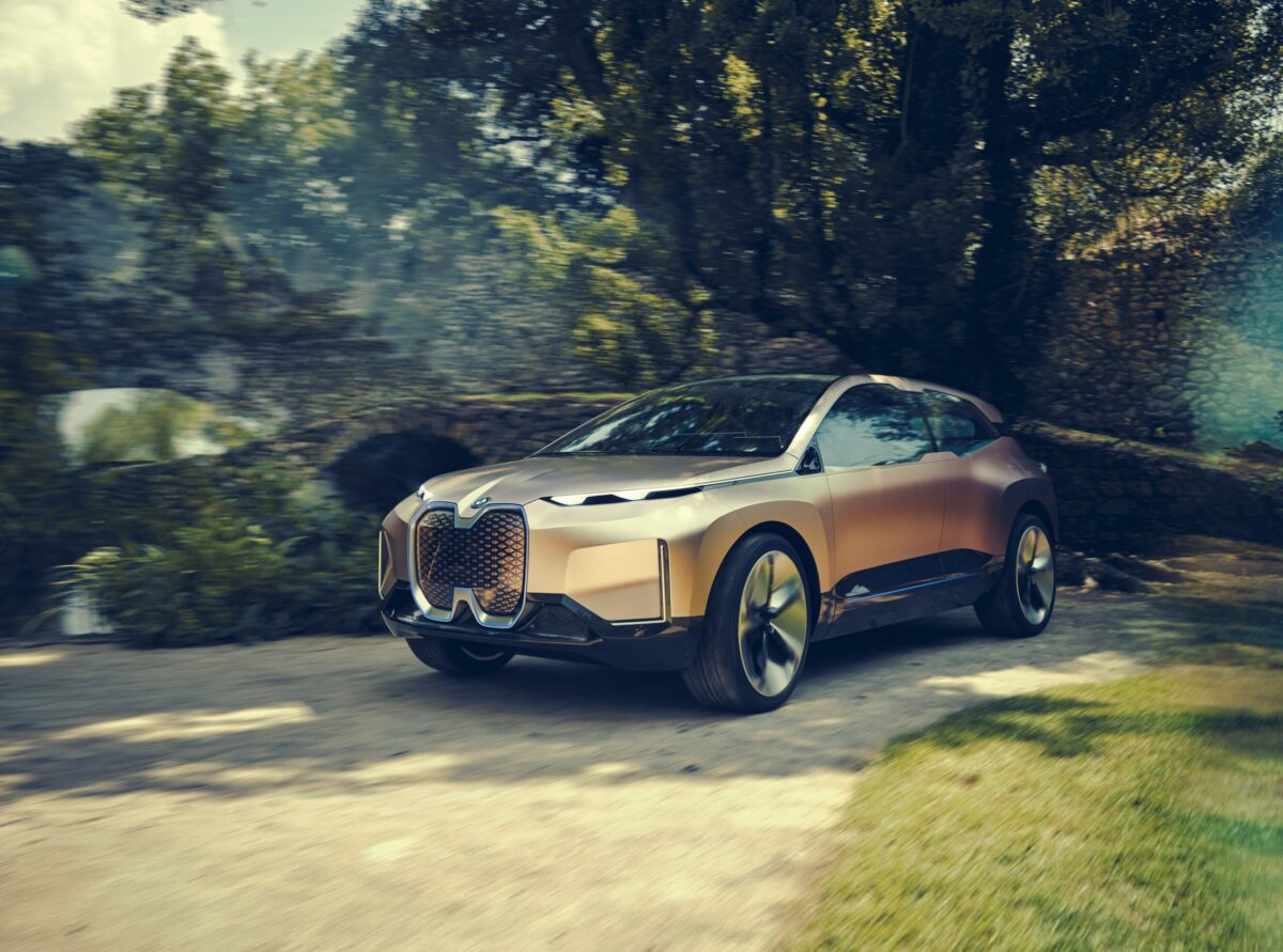 BMW Vision iNEXT: Όταν το μέλλον εισβάλλει στο παρόν! (photos + video)