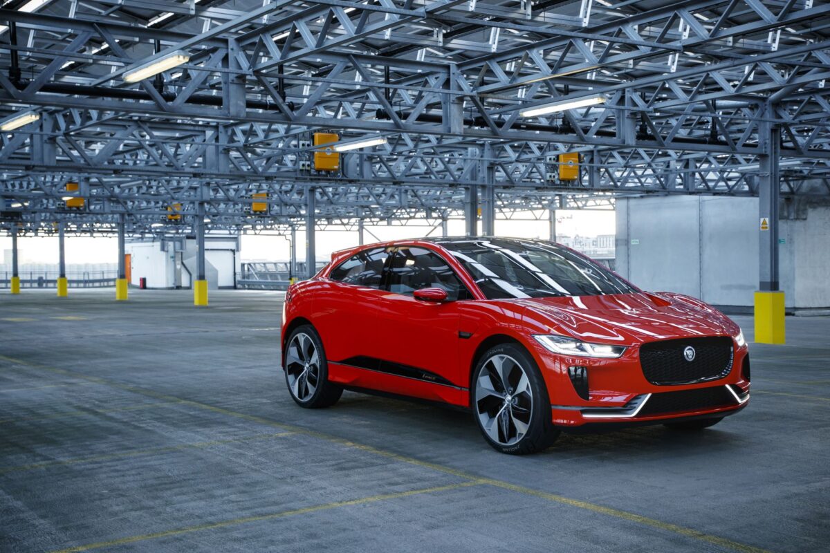 Γνωρίστε από κοντά το ηλεκτρικό Jaguar I-Pace των 400 ίππων!