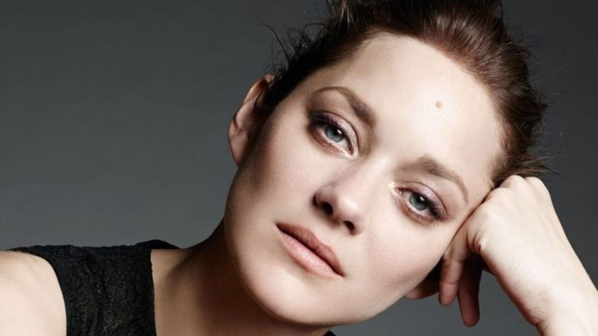 Marion Cotillard | Δε μου άρεσε τίποτα στον εαυτό μου- στην εμφάνιση και την προσωπικότητά μου...