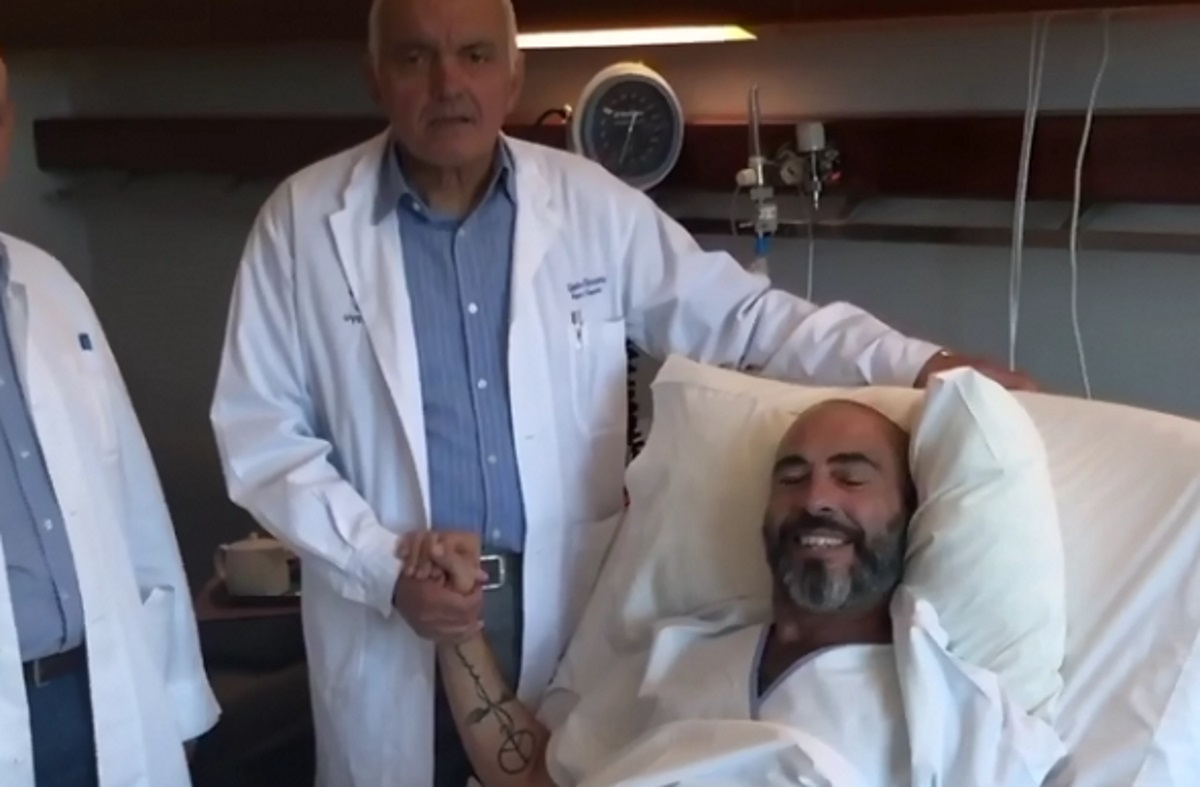 Ο Βαλάντης στο νοσοκομείο μετά την αφαίρεση του όγκου στο νεφρό