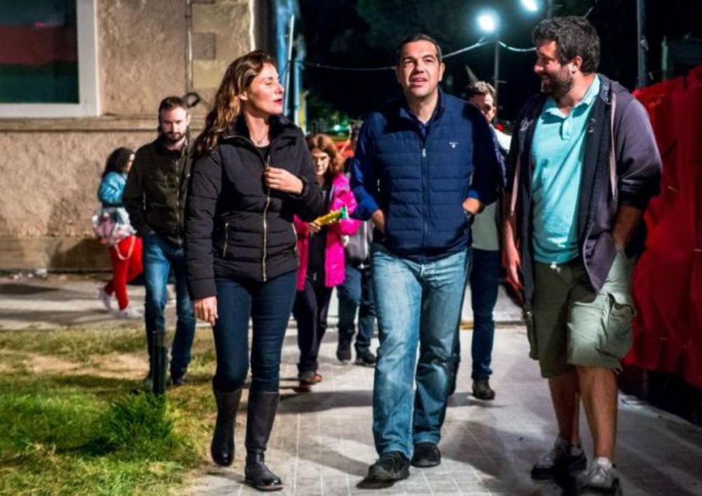 Φωτογραφίες: Τσίπρας και Περιστέρα έβαλαν τα τζιν τους και πήγαν στο Φεστιβάλ Σπούτνικ