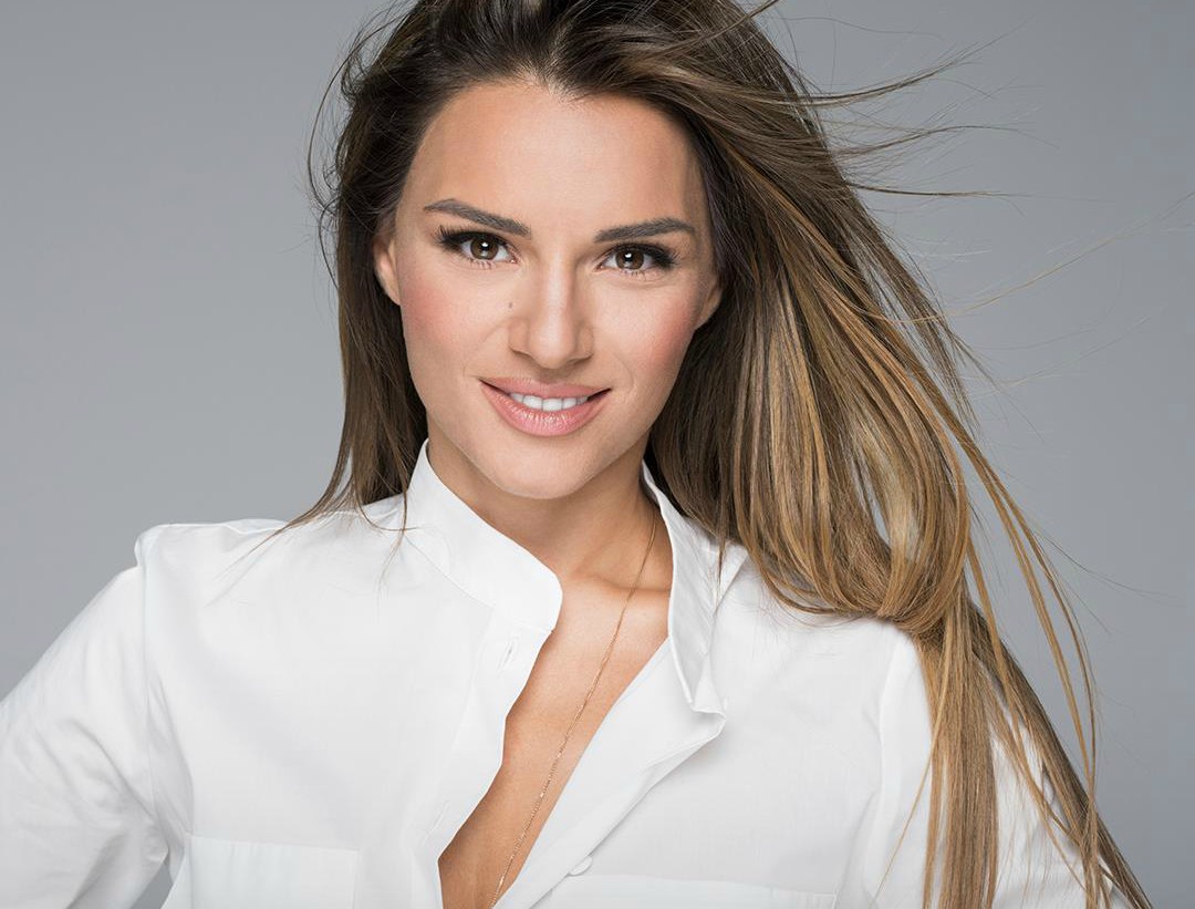 Δείτε την Ελένη Τσολάκη αρκετά χρόνια πριν… σχεδόν αγνώριστη! (Φωτό)