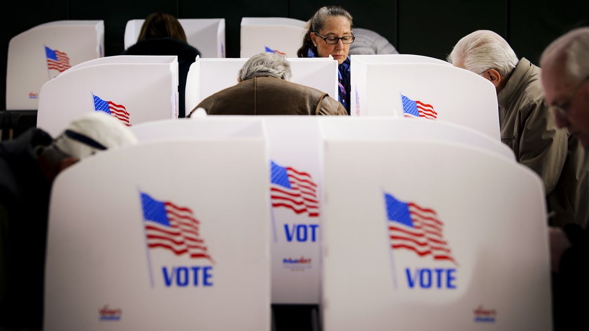 Ενδιάμεσες εκλογές στις ΗΠΑ: Οι Ρεπουμπλικάνοι τον έλεγχο της Γερουσίας – Οι Δημοκρατικοί ανακτούν την Βουλή