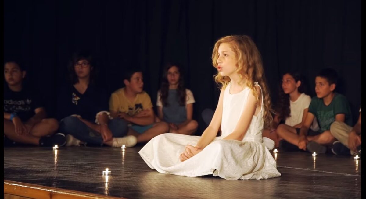 «Μας ακούτε;» – Το βίντεο σοκ που έφτιαξαν μαθητές για τα τροχαία δυστυχήματα