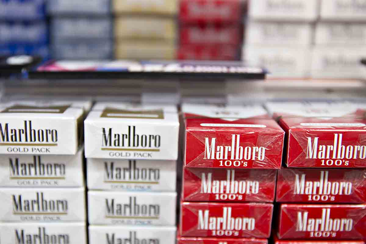 Τα Marlboro θα φτιάξουν τσιγάρα με κάνναβη