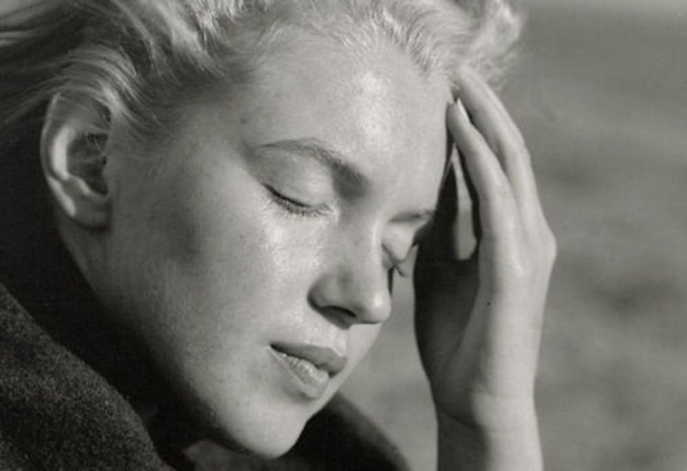 Μέριλυν Μονρόε |Πιστεύεις τα ψέματα έτσι ώστε με τον καιρό να μάθεις να μην εμπιστεύεσαι κανέναν παρά μόνο τον εαυτό σου.