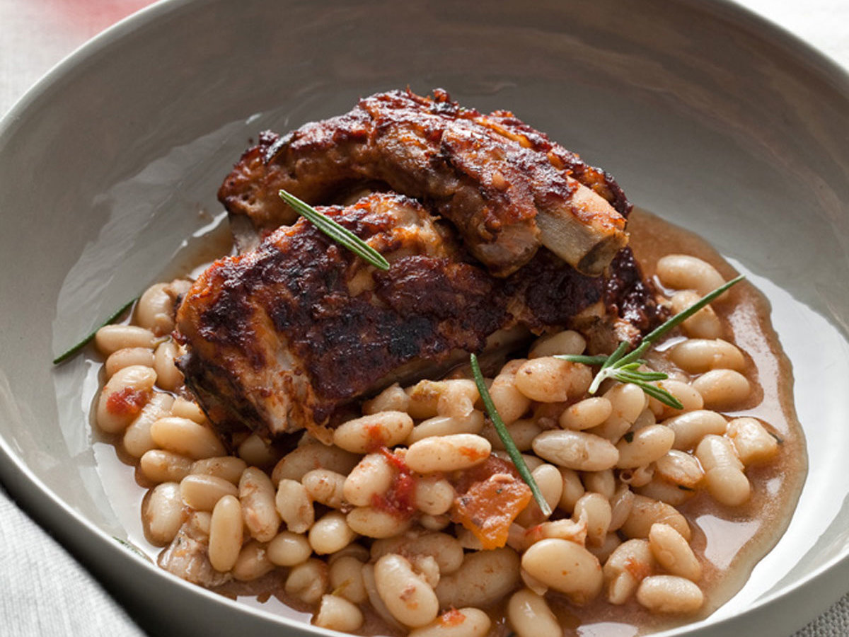 Φασόλια γίγαντες με χοιρινό | Το ιδανικό πιάτο του χειμώνα