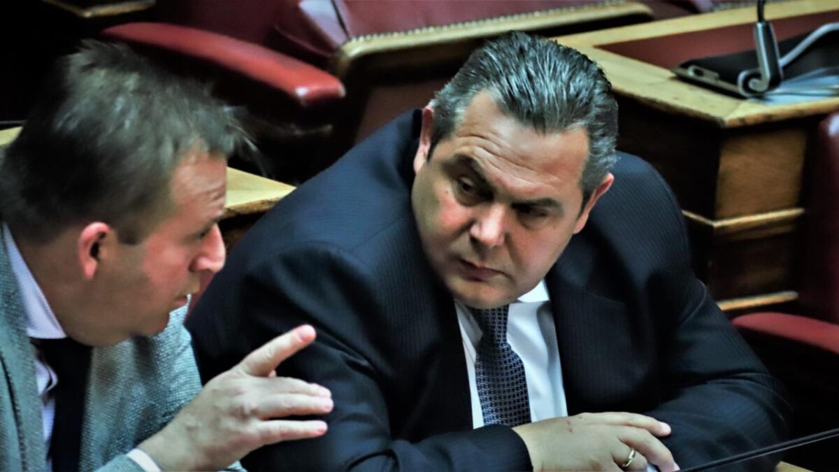 «Ακόμα εδώ είσαι ρε αρχ@δ@»! Απίστευτο περιστατικό στη Βουλή