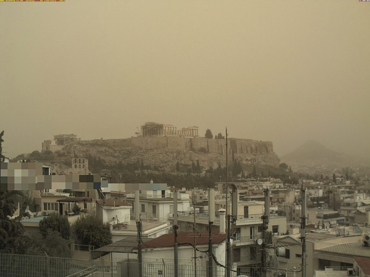 Σε Σαχάρα θα μετατραπούν Αθήνα και Θεσσαλονίκη από την αφρικανική σκόνη