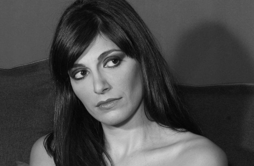 Νικολέτα Κοτσαηλίδου | Για να ‘συστηθείς’ μ’ έναν άνθρωπο  πρέπει πριν να έχεις `συστηθεί` μ’ εσένα.