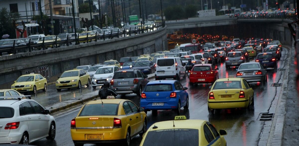 Ψηφίστηκε στη Βουλή το νέο σύστημα αδειών οδήγησης -Τι προβλέπει