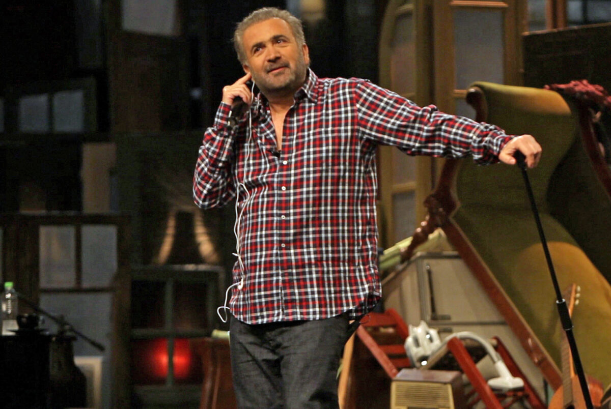 Πρεμιέρα για τον Λάκη Λαζόπουλο στο Open! Τι αλλάζει στο Αλ Τσαντίρι Νιουζ… (Βίντεο)