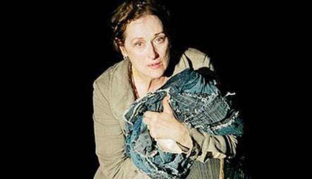 Η Μάνα κουράγιο & τα παιδιά της | Το αριστούργημα του Μπρεχτ που άφησε το στίγμα του στην παγκόσμια θεατρική δραματουργία.