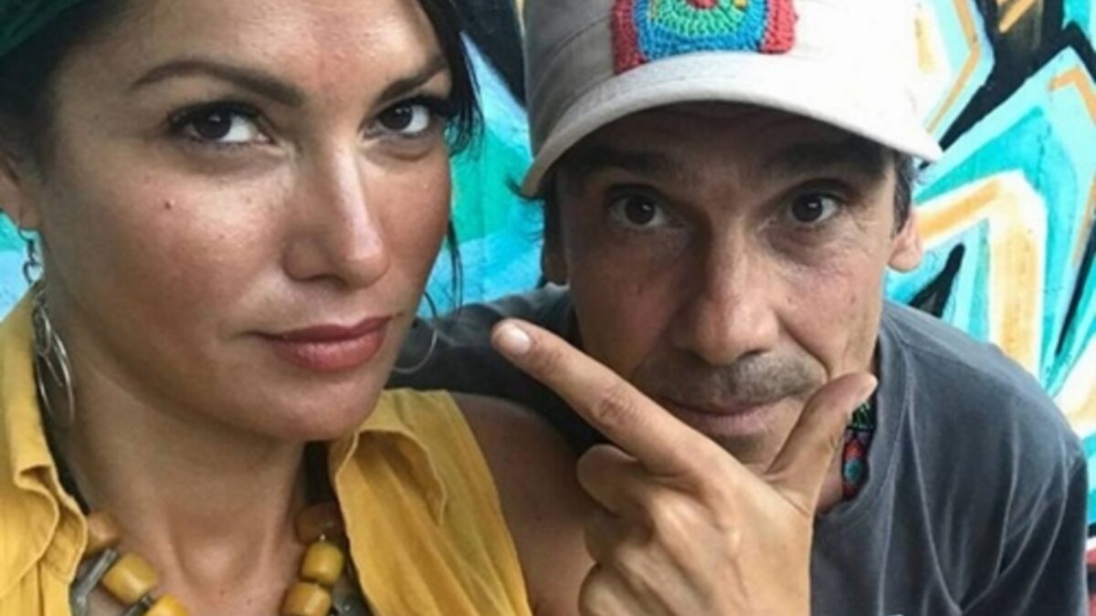 Μυστικός γάμος για Κλέλια Ρένεση-Manu Chao