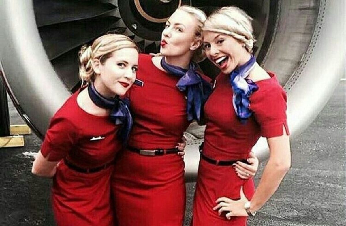 To συνθηματικό των αεροσυνοδών για τους `sexy` επιβάτες…