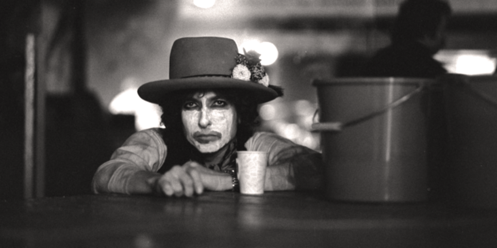 O Martin Scorsese σκηνοθέτησε ταινία για τον Bob Dylan και είναι ότι πιο ροκ θα δείτε αυτόν τον μήνα