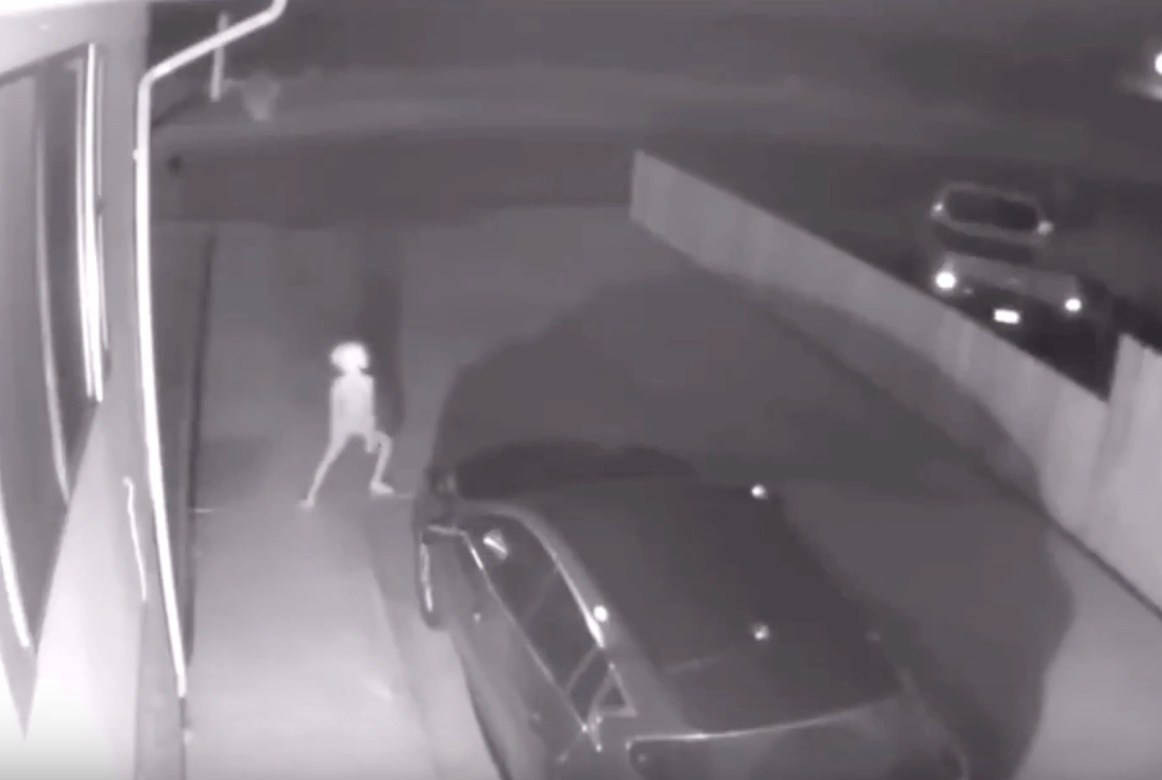 Είναι αυτό το πρώτο βίντεο με εξωγήινο;