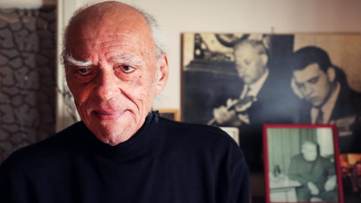 Πέθανε ο Στέλιος Βαμβακάρης