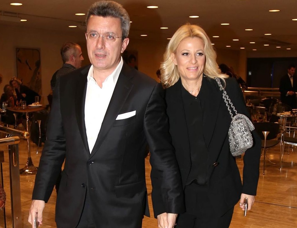 Νίκος Χατζηνικολάου: H δημόσια ερωτική εξομολόγηση στη γυναίκα του
