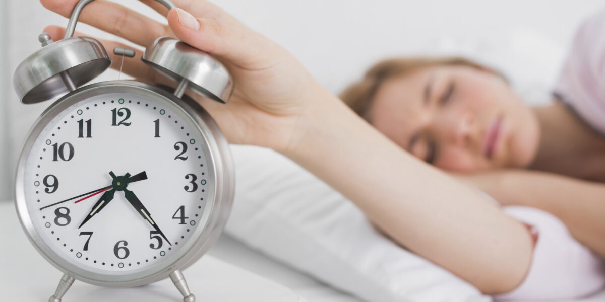 Μην κάνετε το λάθος να πατάτε το «snooze» όταν χτυπά το ξυπνητήρι!