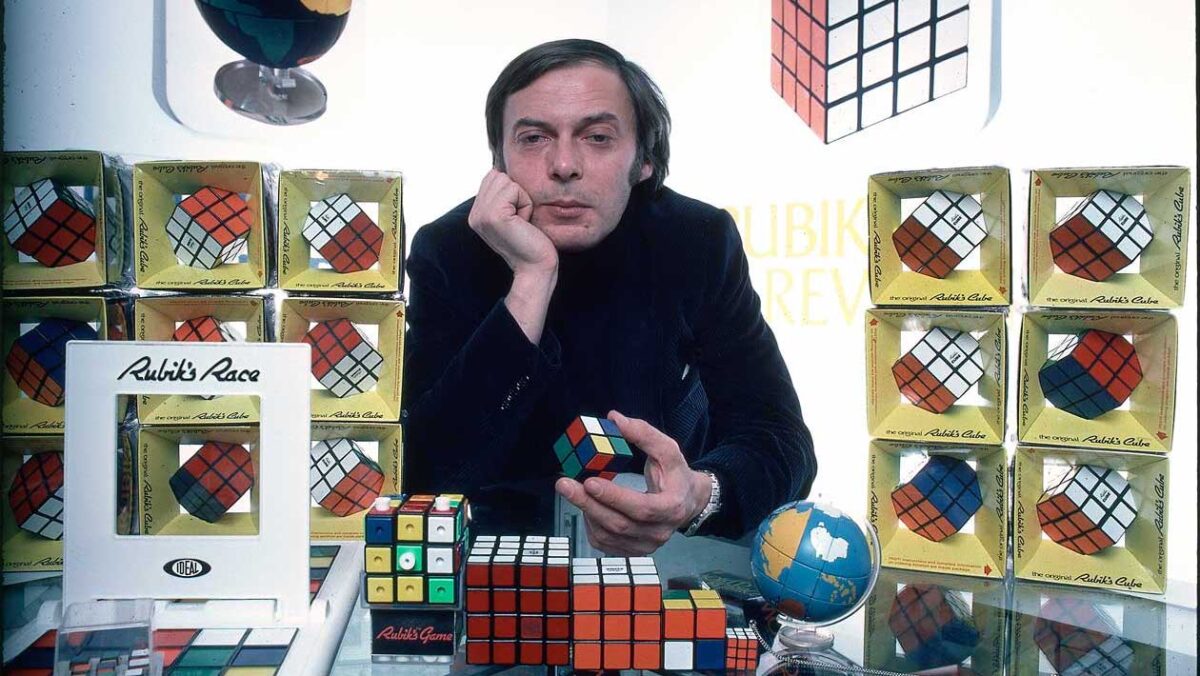 Όταν ο κύβος Rubik έγινε παγκόσμιο challenge που δεν το ξεπέρασε ποτέ κανείς