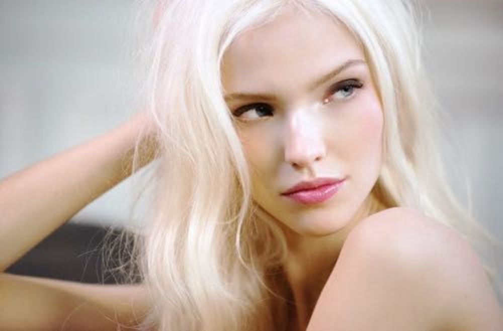 Sasha Luss | H πανέμορφη μούσα του Luc Besson που είναι κοντά στο Oscar