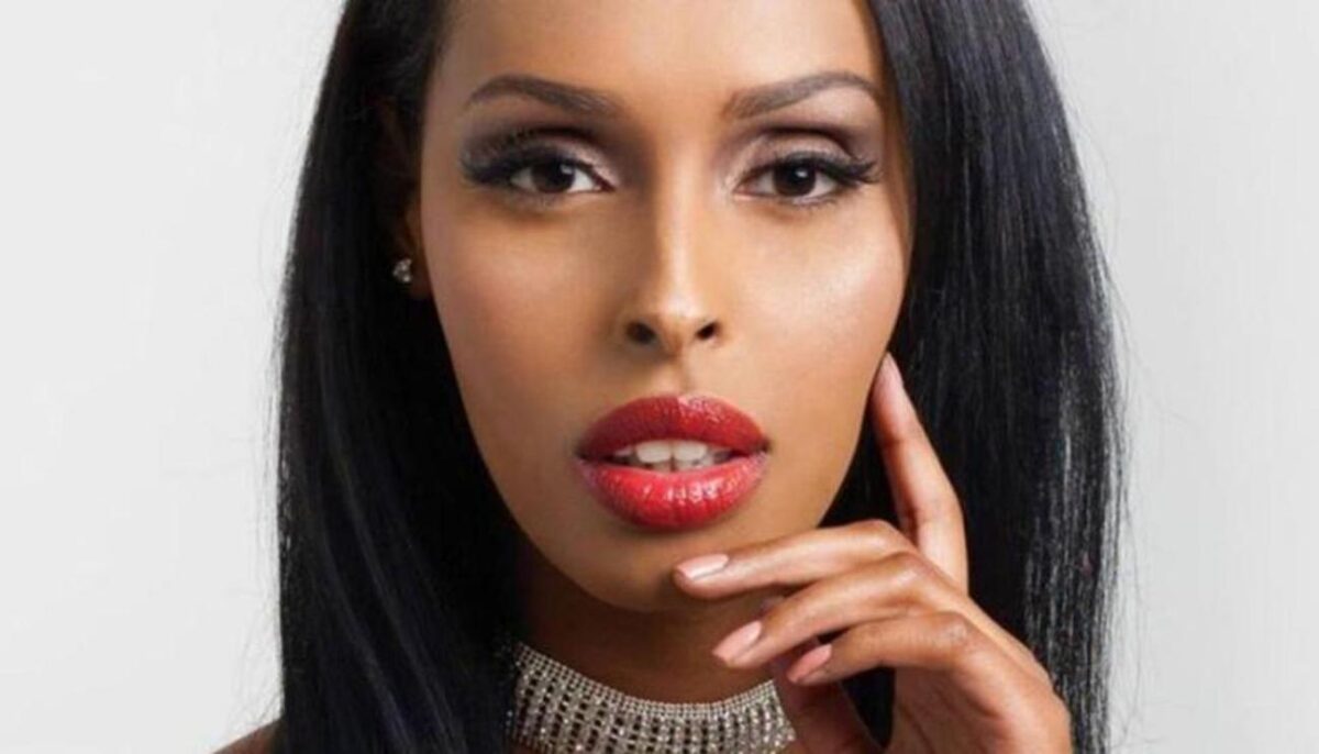 Μούνα Τζάμα | Η πανέμορφη μουσουλμάνα που αρνήθηκε να φορέσει μαγιό στα καλλιστεία του διαγωνισμού Miss Universe