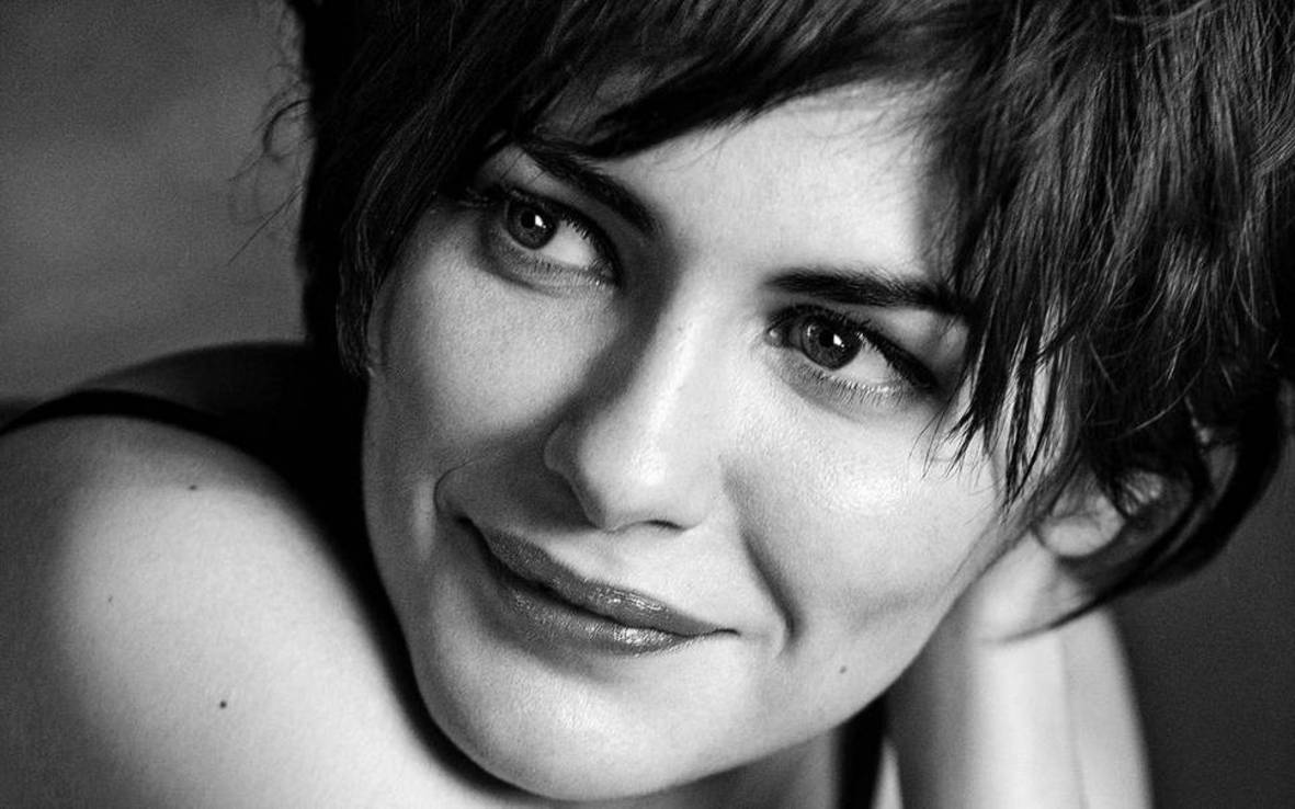 Audrey Tautou | Τα 7 μυστικά φινέτσας & ελκυστικότητας ενός αιώνιου κοριτσιού