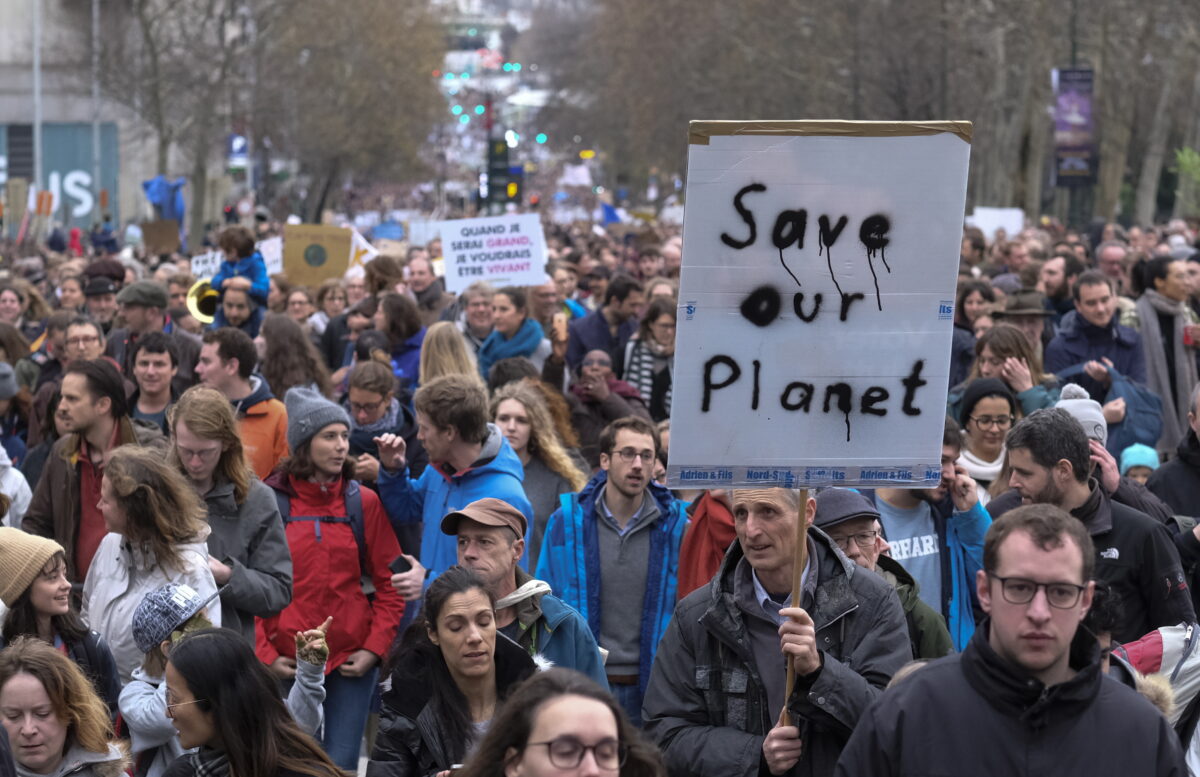 Δύο διαδηλώσεις σήμερα στην Αθήνα κατά της κλιματικής αλλαγής