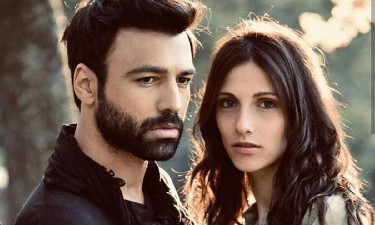 Ο πρωταγωνιστής του Τατουάζ μπαίνει στο «8 λέξεις»! (Φωτογραφία)