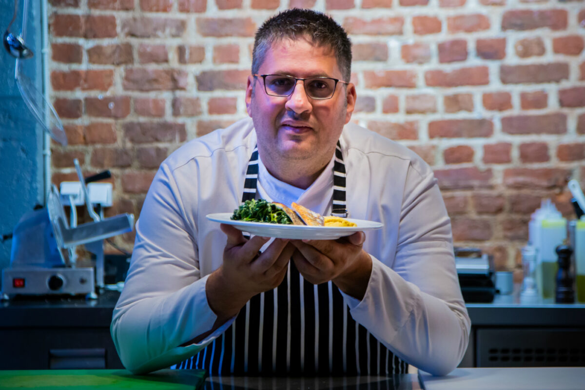 Γιώργος Μαστροδημήτρης: «Η ελληνική κουζίνα είναι η μνήμη της γεύσης»