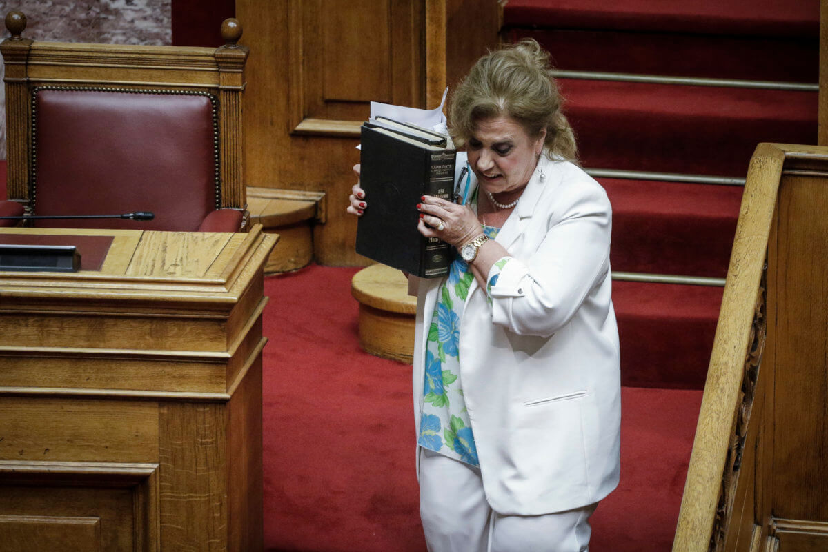 Έτσι έκλεψαν από την Θεοδώρα Μεγαλοοικονόμου 20 εκατομμύρια ευρώ!