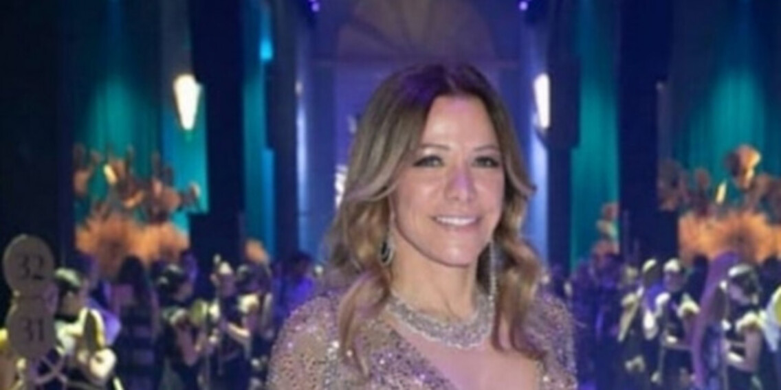 Μαριάννα Λάτση | Η εκθαμβωτική εμφάνισή της στο γάμο Καίσαρη με πάνω απο 250.000 κρύσταλλα