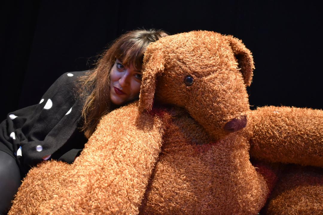 Κίρκη Καραλή |  Όσο λιγότερα μένουν στα χέρια σου, τόσο πιο εύκολα αγγίζεις την ευτυχία