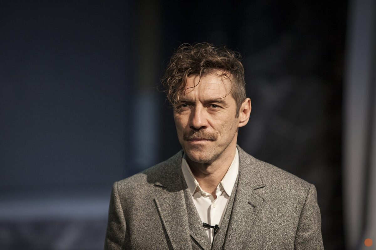 Δείτε τον Γιάννη Στάνκογλου… αρκετά χρόνια πριν! (Φωτογραφία)